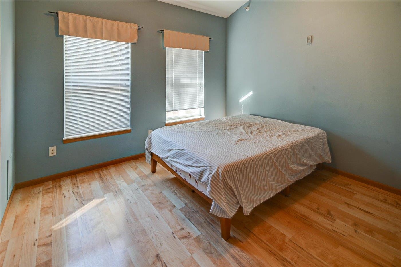 101 Metro Terrace, Unit 303 Madison, WI 53718 - Photo 14 of 28