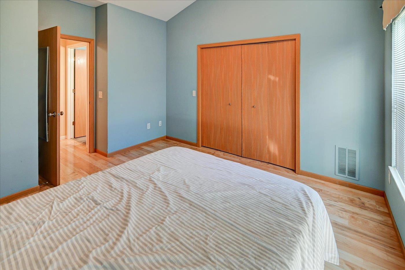 101 Metro Terrace, Unit 303 Madison, WI 53718 - Photo 16 of 28