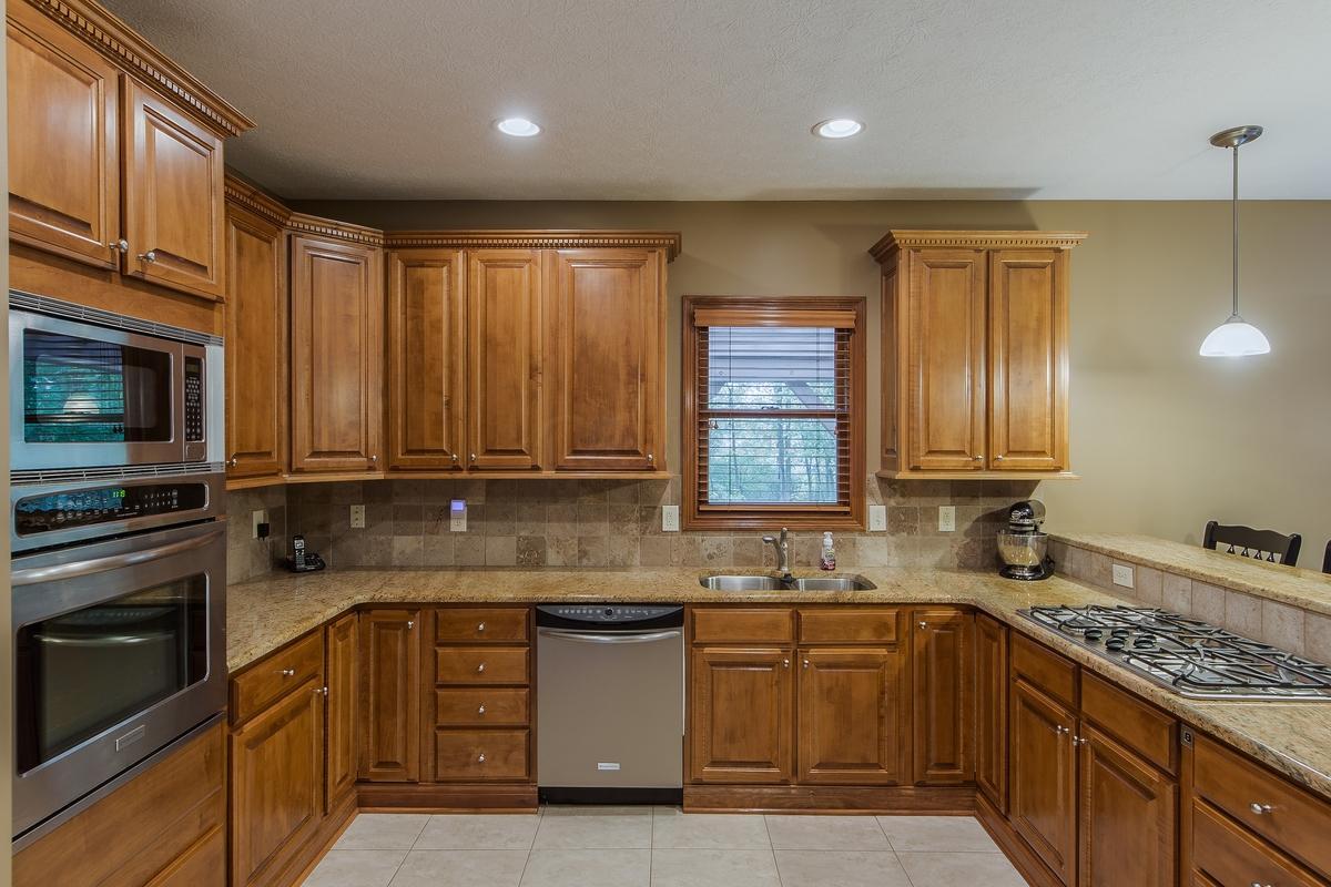 8352 Steitz Road Powell, OH 43065 - Photo 9 of 36
