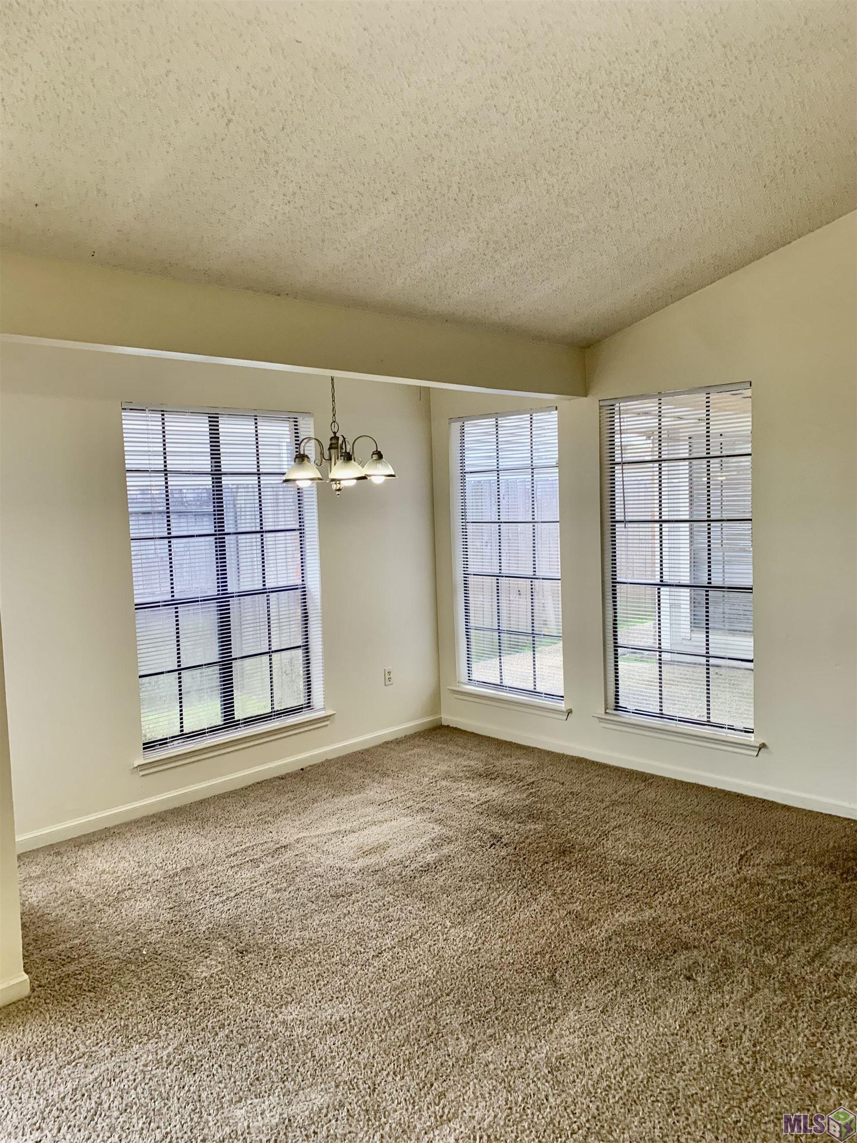 16084 Derby Avenue Baton Rouge, LA 70816 - Photo 3 of 6