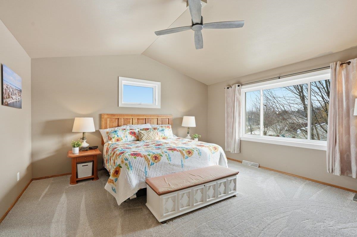 533 Military Ridge Drive Verona, WI 53593 - Photo 8 of 48