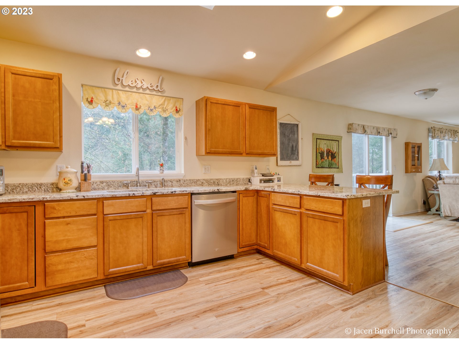 32428 Stone Road Warren, OR 97053 - Photo 5 of 32 Gallery Image 5