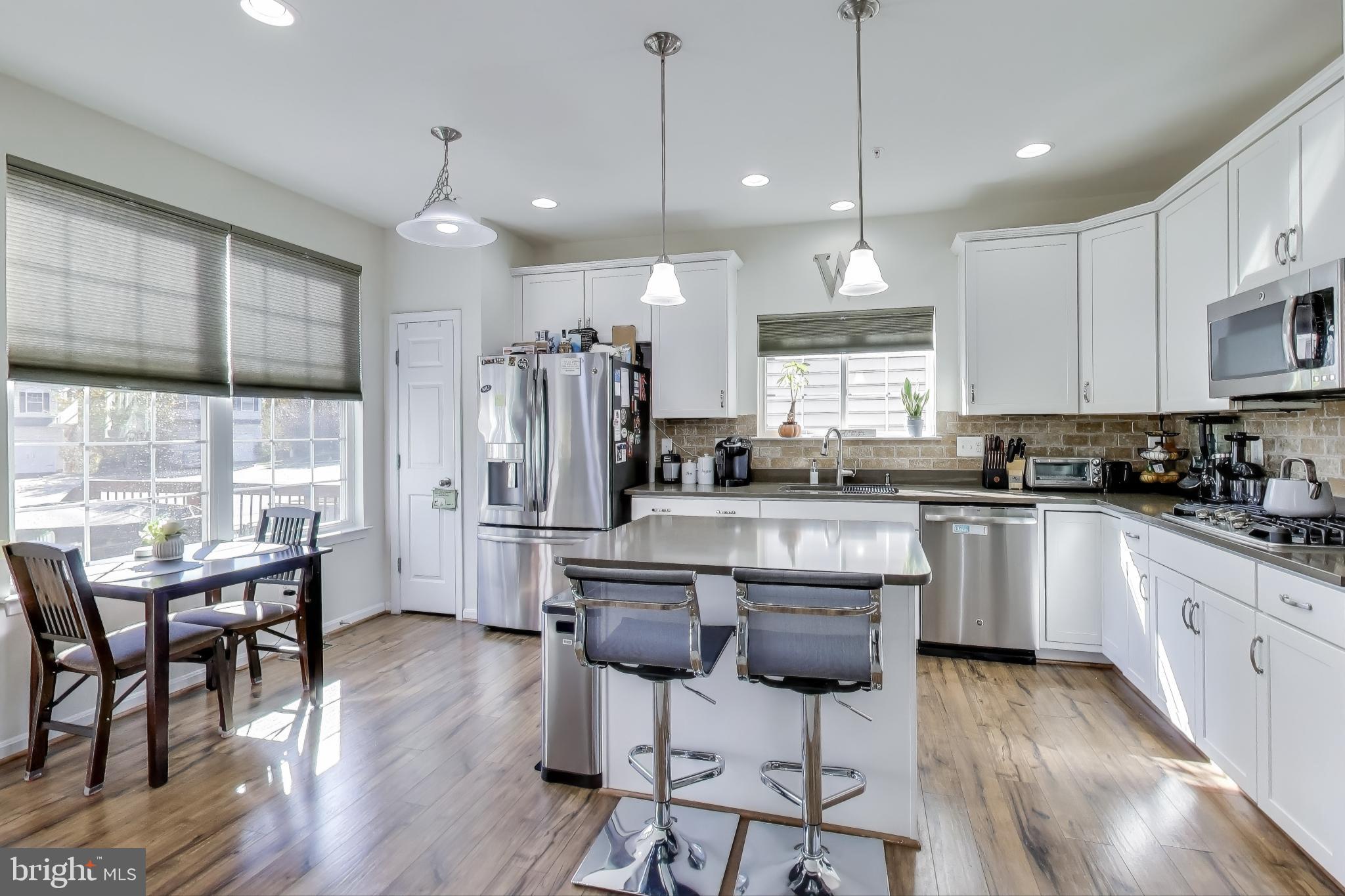 3585 Eagle Ridge Drive Woodbridge, VA 22191 - Photo 9 of 53