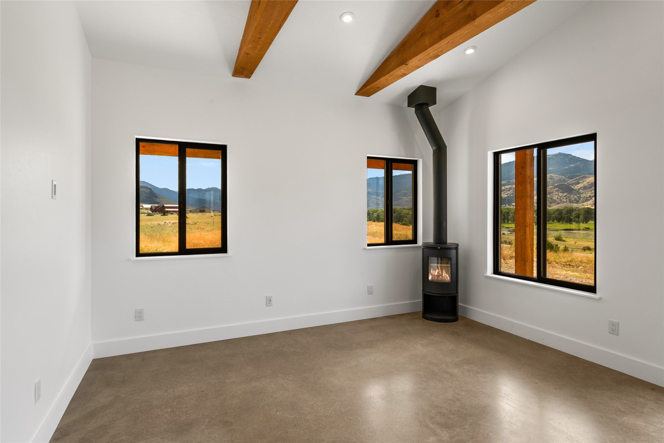 218-220 East River Road Emigrant, MT 59027 - Photo 29 of 87 Gallery Image 29