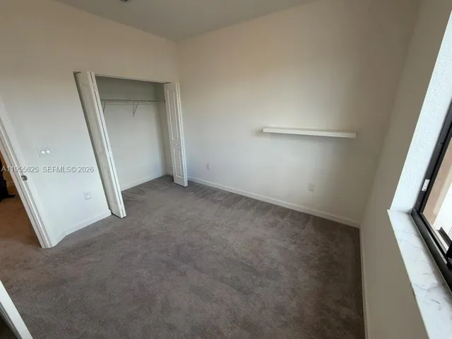 $3,300 | 21001 Northeast 8th Avenue, Miami, FL 33162