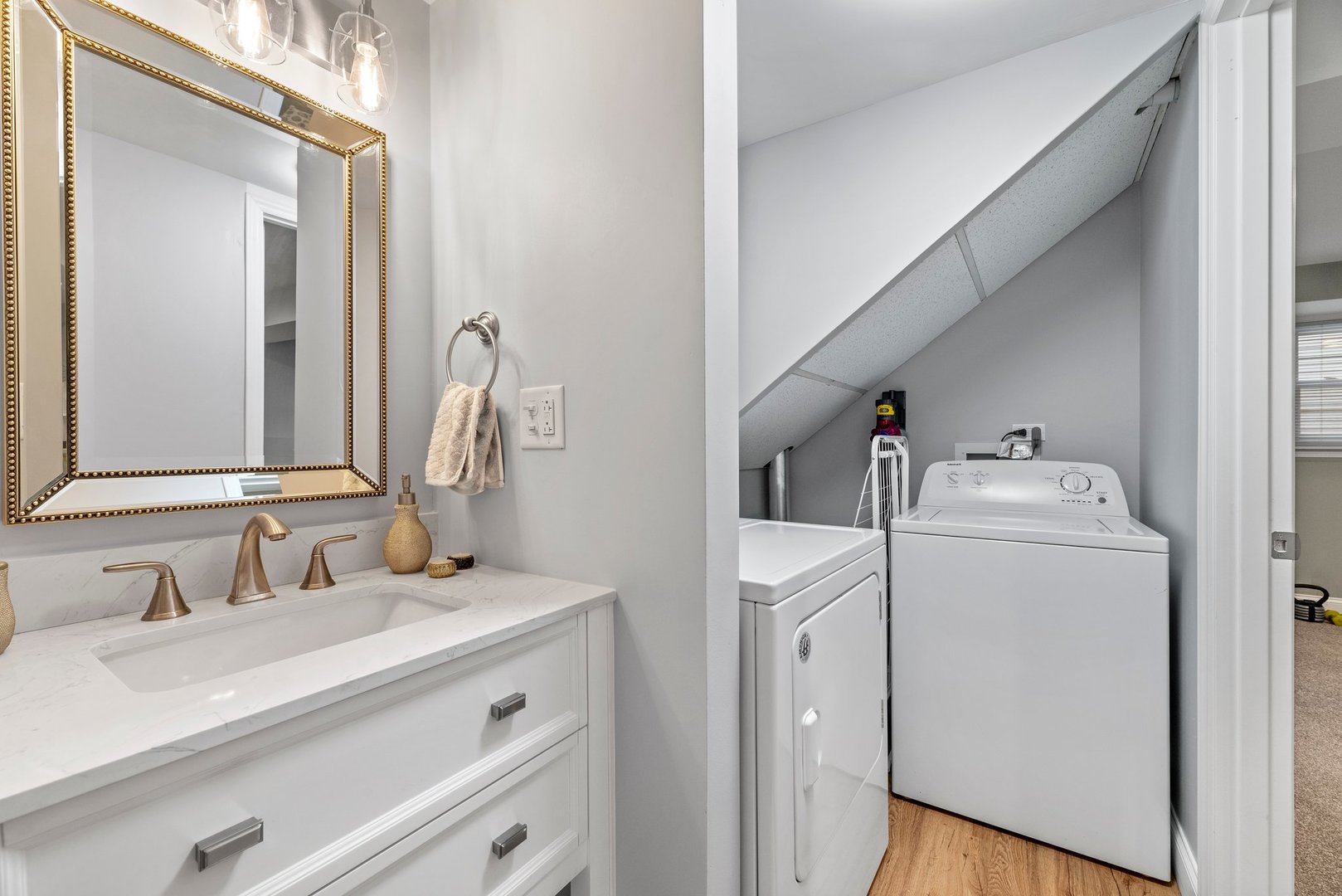 1641 Timber Trail, Unit A Wheaton, IL 60189 - Photo 15 of 16 a utility room with dryer and washer