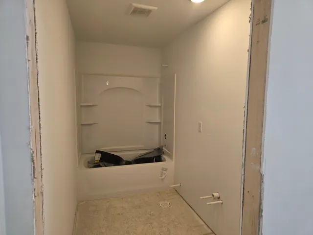 $439,990 | 868 Fair Meadow Court, North Aurora, IL 60542