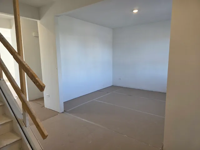 $439,990 | 868 Fair Meadow Court, North Aurora, IL 60542