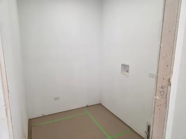 $439,990 | 868 Fair Meadow Court, North Aurora, IL 60542