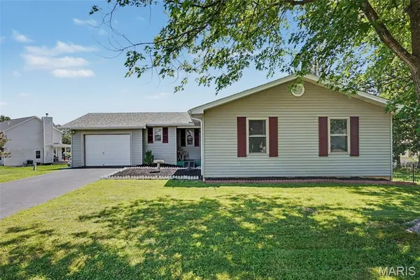 $330,000 | 10324 Fairway Drive, Unit 2424, Foristell, MO 63348