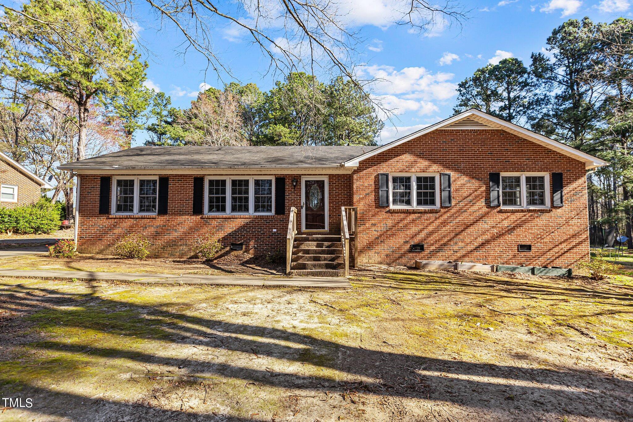 111 Robin Road Oxford, NC 27565 - Photo 1 of 31 2-web-or-mls-IMGL6286