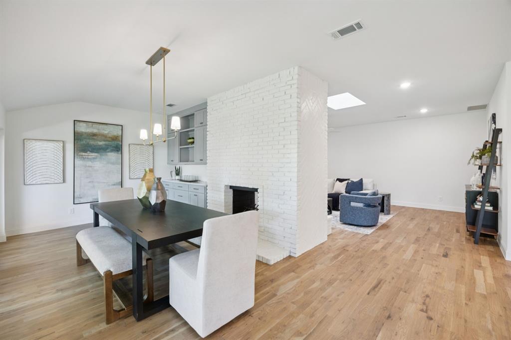 4331 Laren Lane Dallas, TX 75244 - Photo 17 of 38