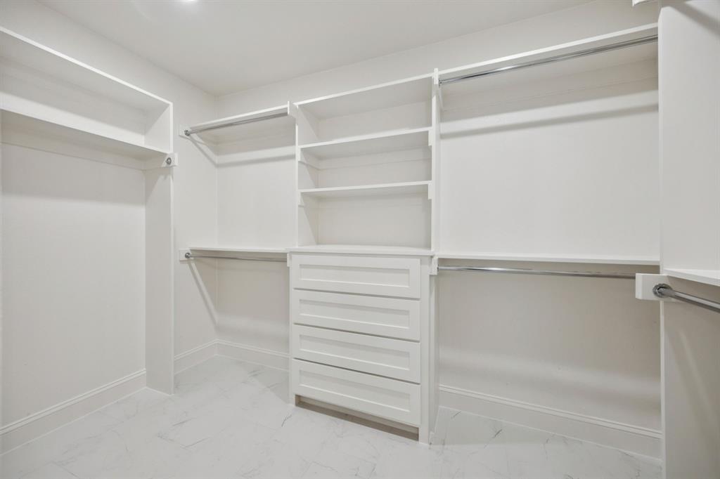 4331 Laren Lane Dallas, TX 75244 - Photo 27 of 38