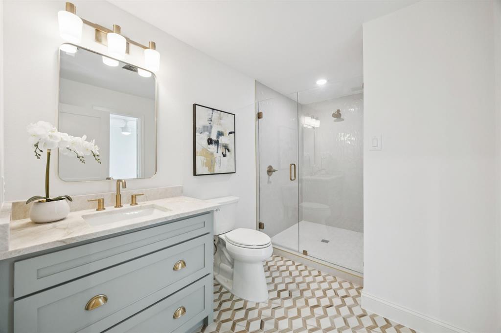 4331 Laren Lane Dallas, TX 75244 - Photo 35 of 38