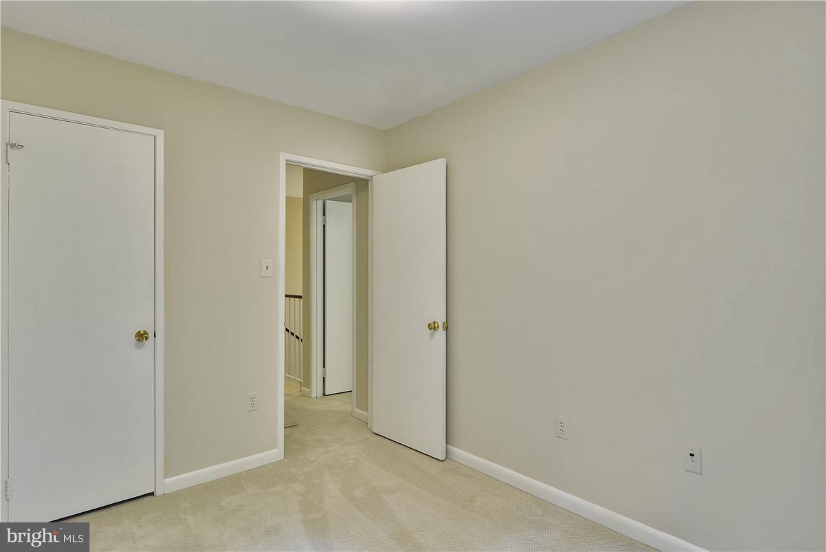 2000 Headlands Circle Reston, VA 20191 - Photo 17 of 23 a view of an empty room