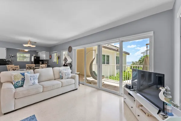 $5,000 | 1203 Hillsboro Mile, Unit 5B, Pompano Beach, FL 33062