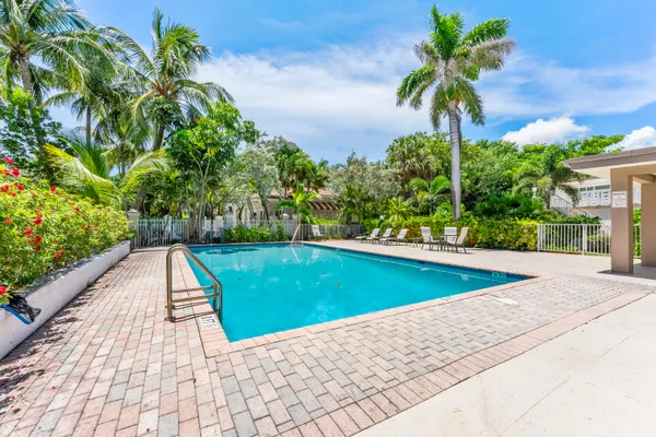 $5,000 | 1203 Hillsboro Mile, Unit 5B, Pompano Beach, FL 33062