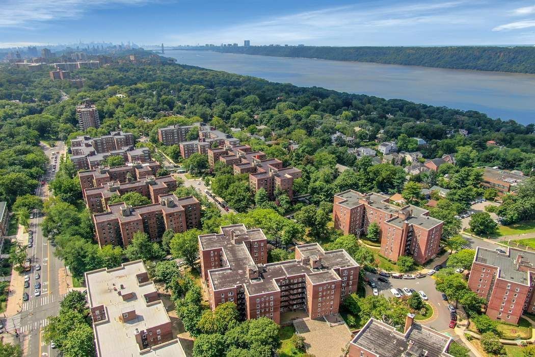 5610 Netherland Avenue, Unit 1G Bronx, NY 10471 - Photo 23 of 37 Gallery Image 23