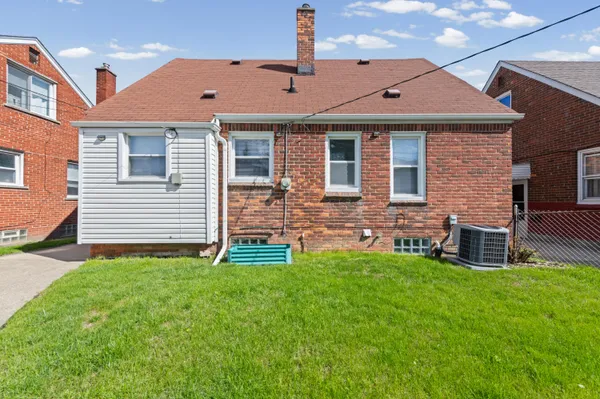 $179,900 | 1119 Harrison Boulevard, Lincoln Park, MI 48146