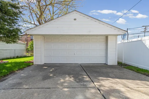 $179,900 | 1119 Harrison Boulevard, Lincoln Park, MI 48146