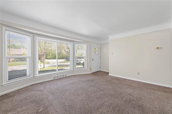 $179,900 | 1119 Harrison Boulevard, Lincoln Park, MI 48146