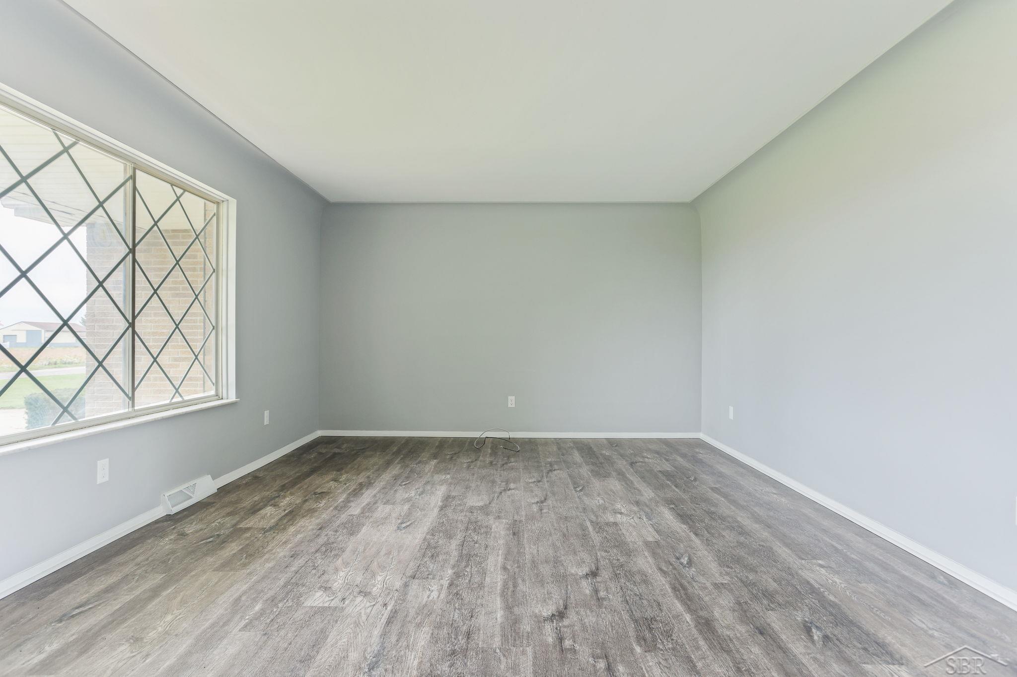 4954 Frank Road Frankenmuth, MI 48734 - Photo 14 of 53 50123544-13.JPG