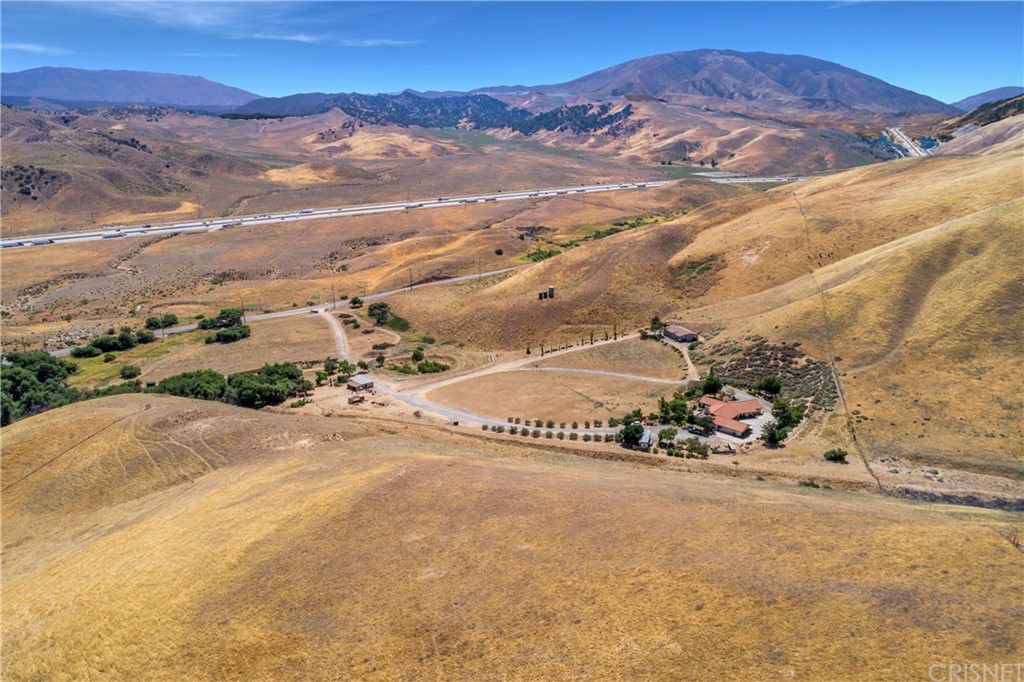 38833 Gorman Post Road Lebec, CA 93243 - Photo 50 of 55 a view of a pathway with a mountain