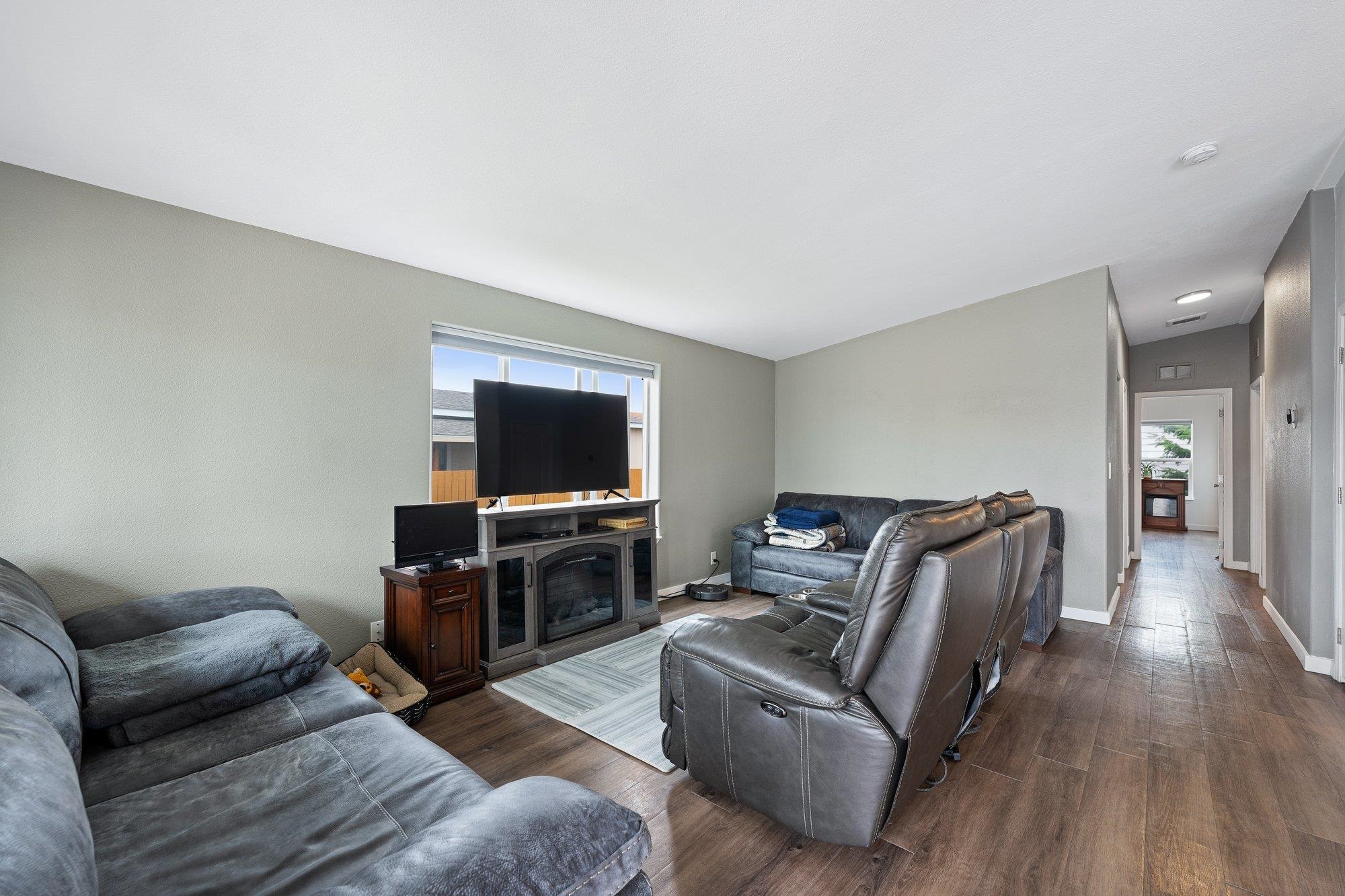 10510 West Richland Road, Unit 105 Cheney, WA 99004 - Photo 8 of 26