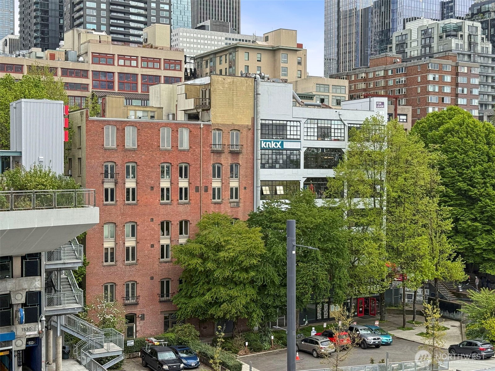 1507 Western Avenue, Unit R203 Seattle, WA 98101 - Photo 29 of 32