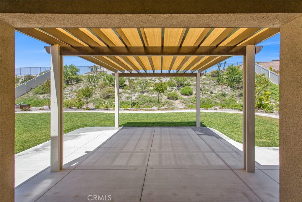 1173 Matterhorn Street Riverside, CA 92506 - Photo 32 of 52