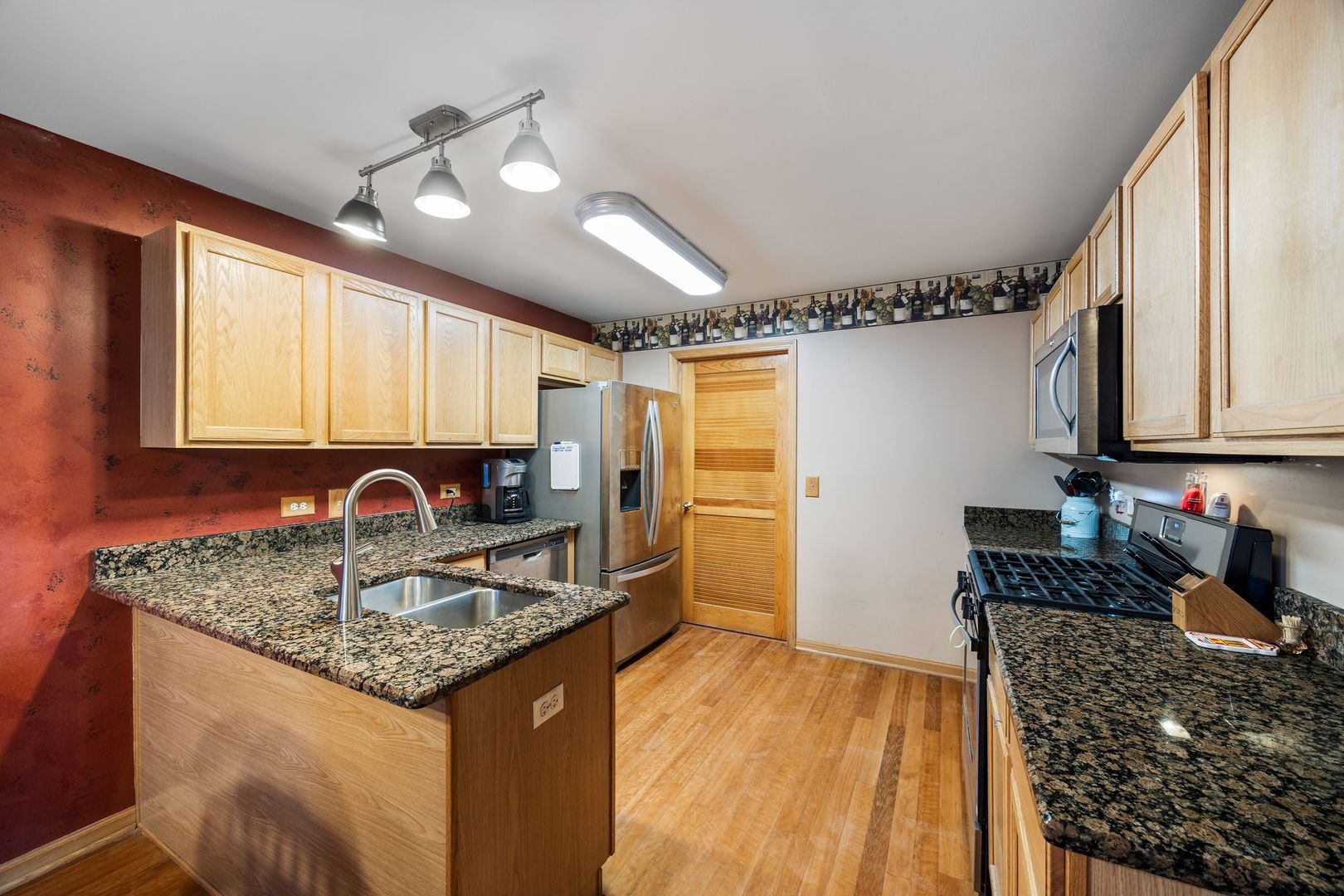 2284 Scott Lane, Unit 2284 Aurora, IL 60502 - Photo 7 of 16