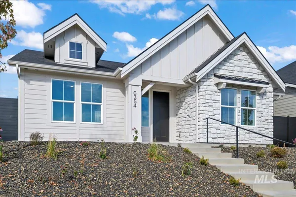 $609,900 | 6403 North Barholm Lane, Eagle, ID 83616