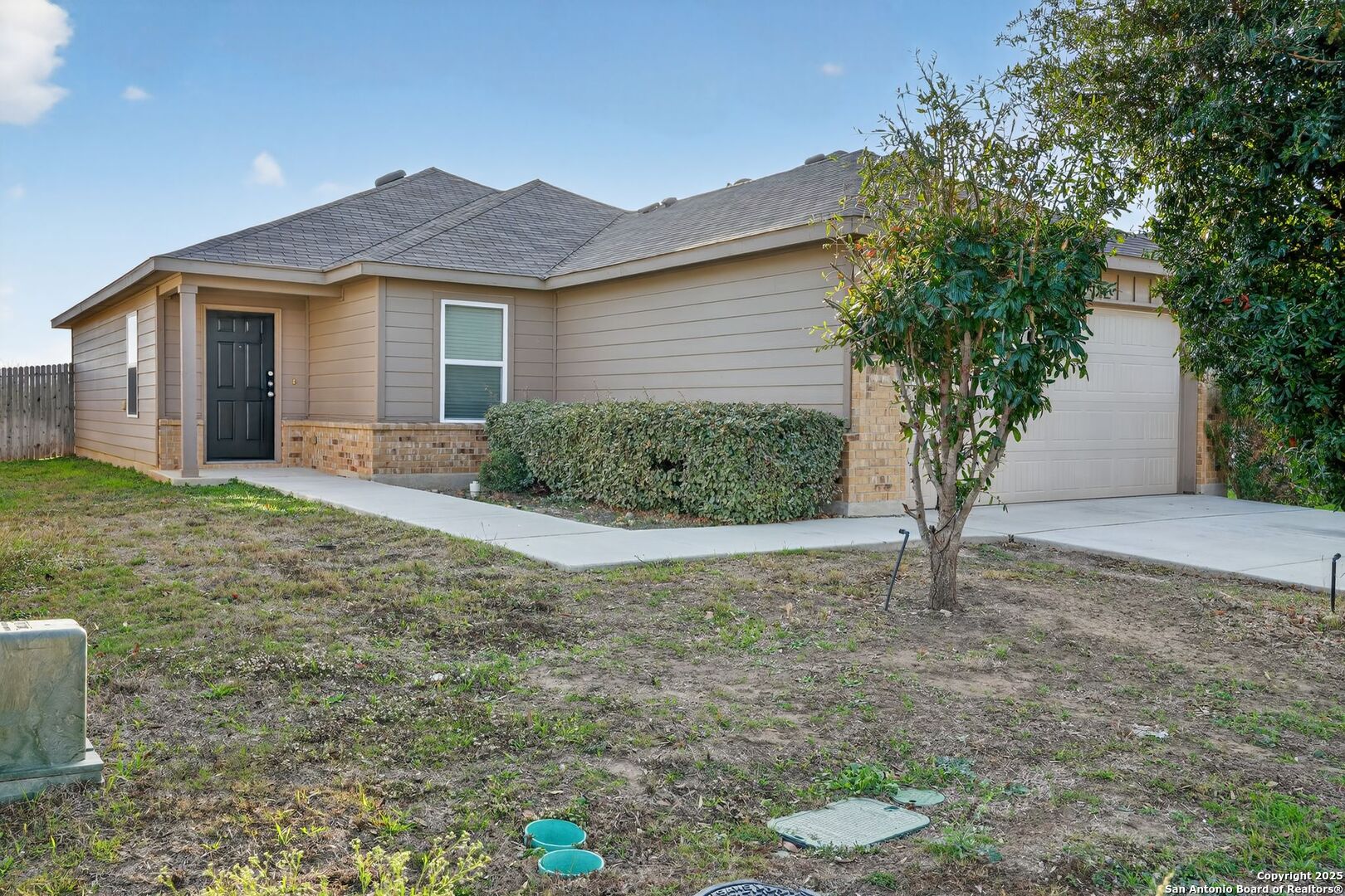 7510 Josephs Way Converse, TX 78109 - Photo 1 of 25