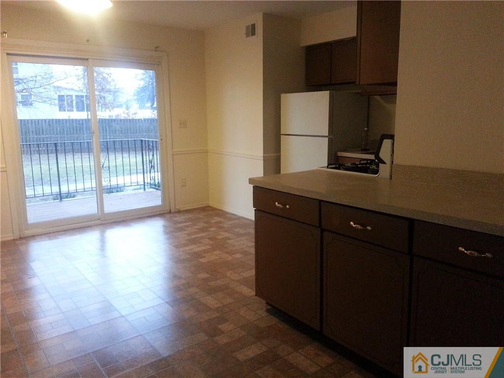 160 Evergreen Road, Unit 9A Edison, NJ 08837 - Photo 1 of 7 Gallery Image 1