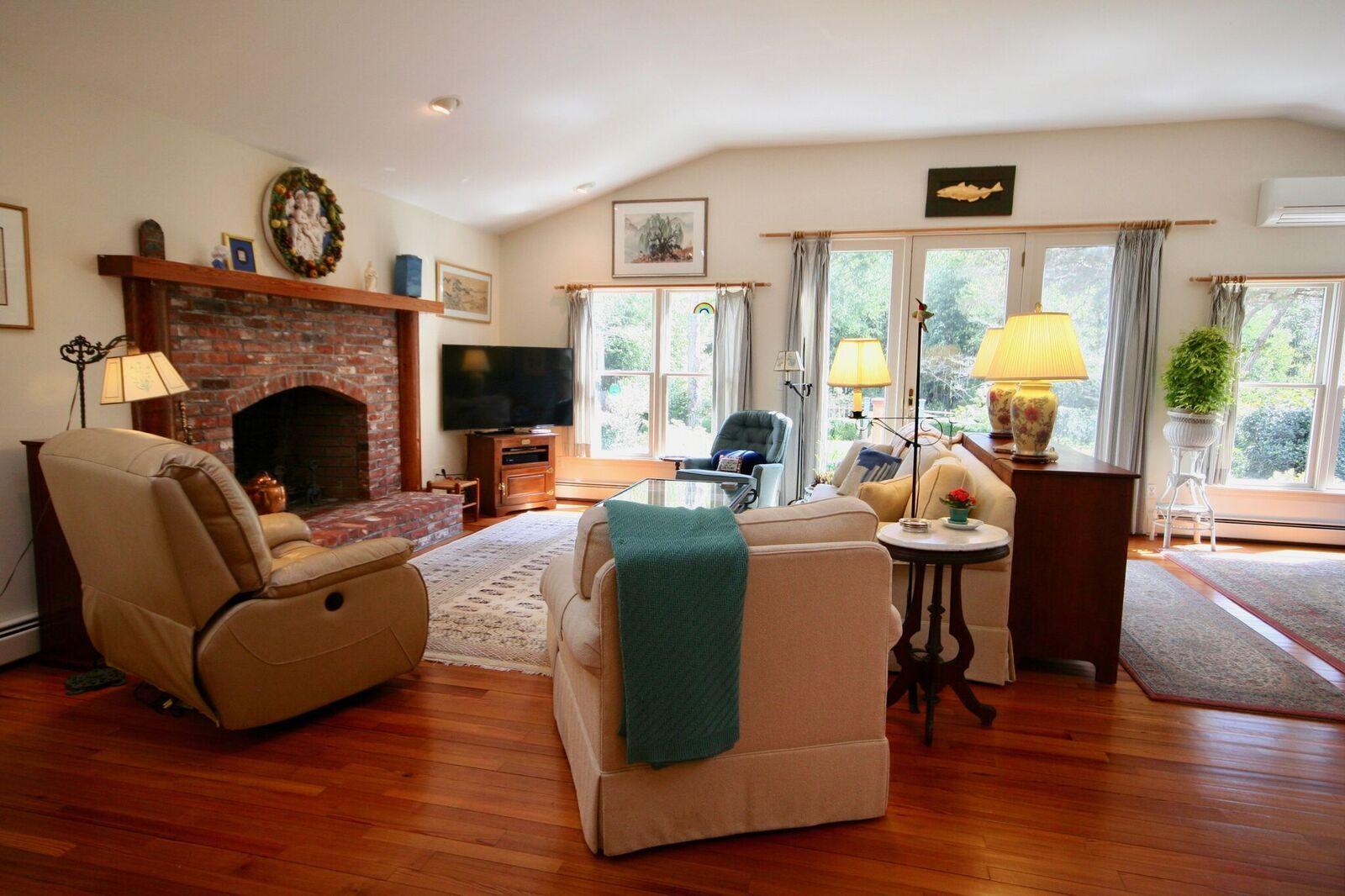 150 Mill Road Falmouth, MA 02540 - Photo 5 of 34 IMG_7510_preview