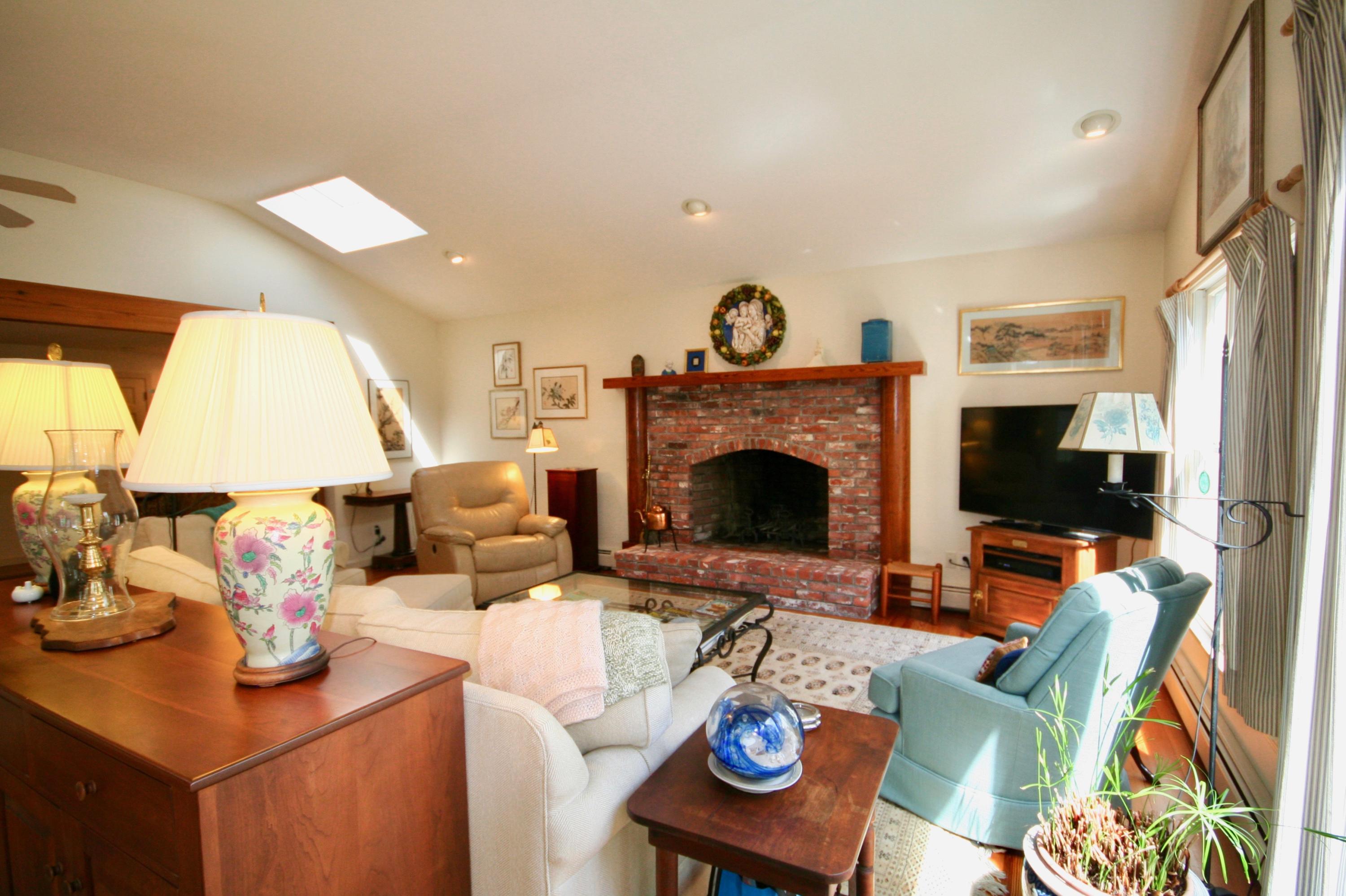 150 Mill Road Falmouth, MA 02540 - Photo 7 of 34 IMG_7521