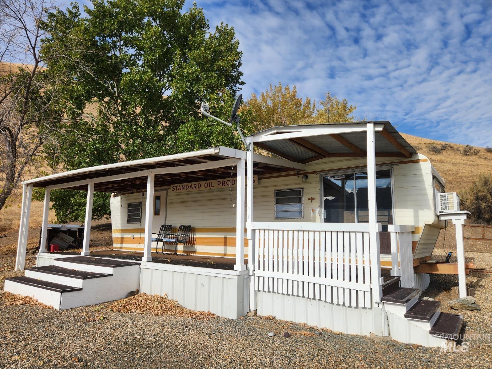 34559 Snake River Road Huntington, OR 97907 - Photo 33 of 49