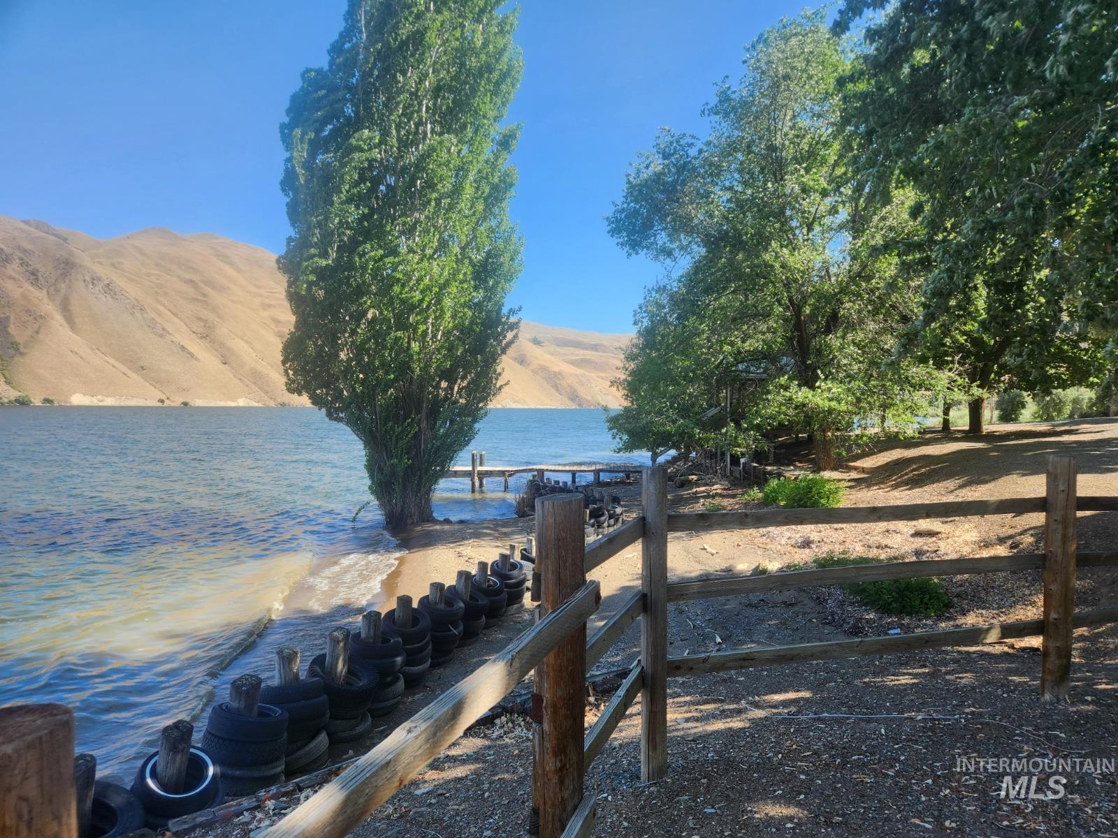 34559 Snake River Road Huntington, OR 97907 - Photo 4 of 49 View of yard with a water and mountain view