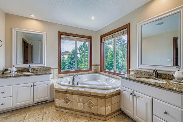 $935,000 | 13788 Kensington Avenue Northeast, Prior Lake, MN 55372