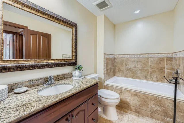 $935,000 | 13788 Kensington Avenue Northeast, Prior Lake, MN 55372