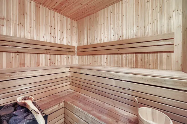 $935,000 | 13788 Kensington Avenue Northeast, Prior Lake, MN 55372