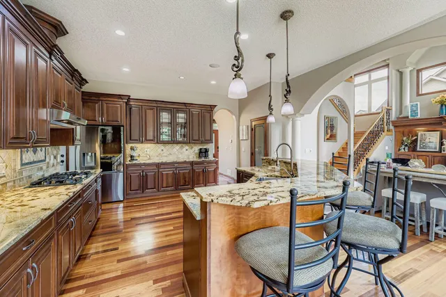$935,000 | 13788 Kensington Avenue Northeast, Prior Lake, MN 55372