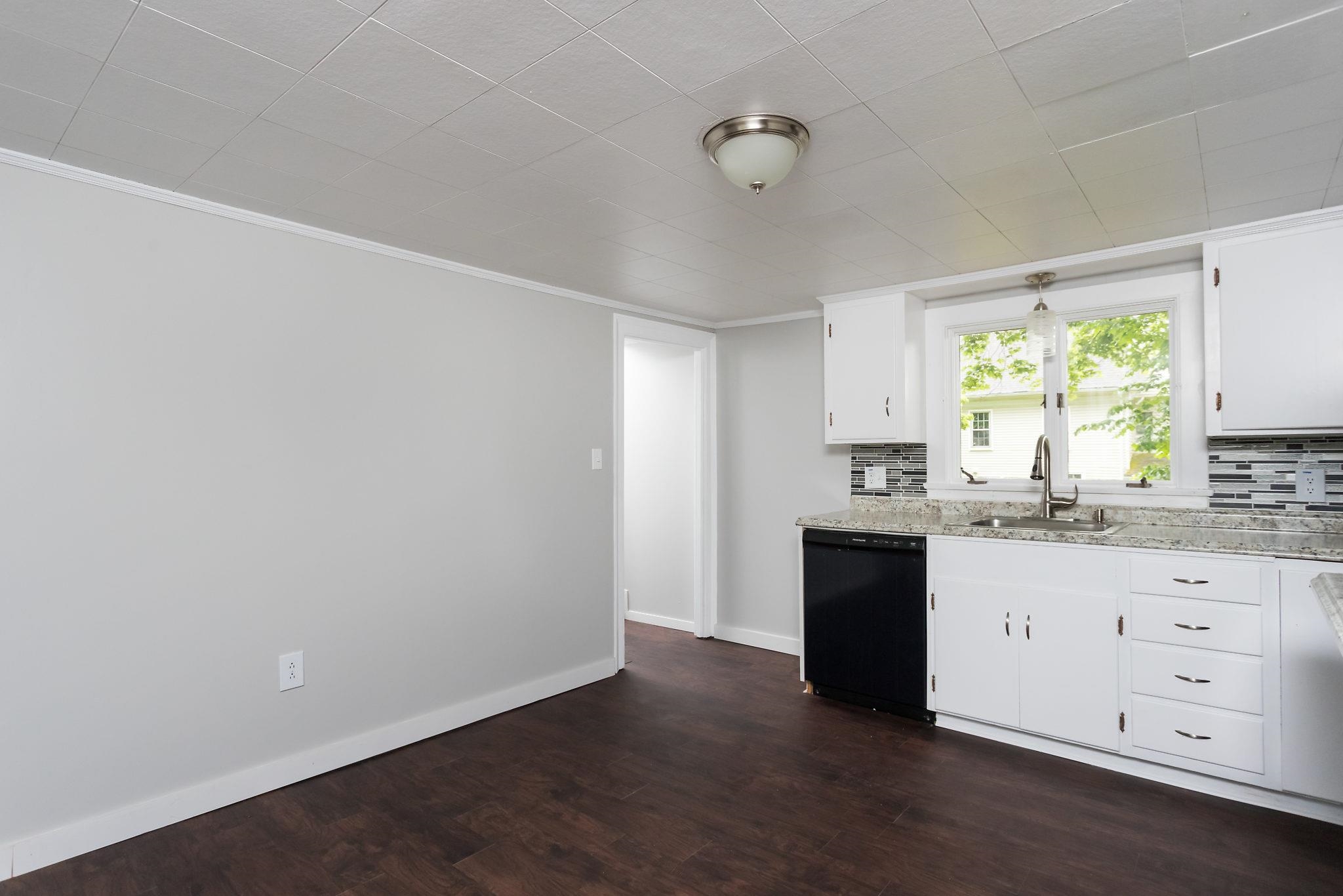 137 Locust Street Dover, NH 03820 - Photo 21 of 40