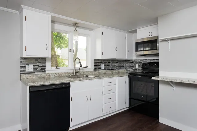 $625,000 | 137 Locust Street, Dover, NH 03820