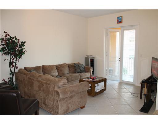 1209 Main Street, Unit 303 Jupiter, FL 33458 - Photo 5 of 8 Additional Photo