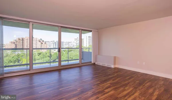 $2,385 | 2200 Benjamin Franklin Parkway, Unit W1704, Philadelphia, PA 19130