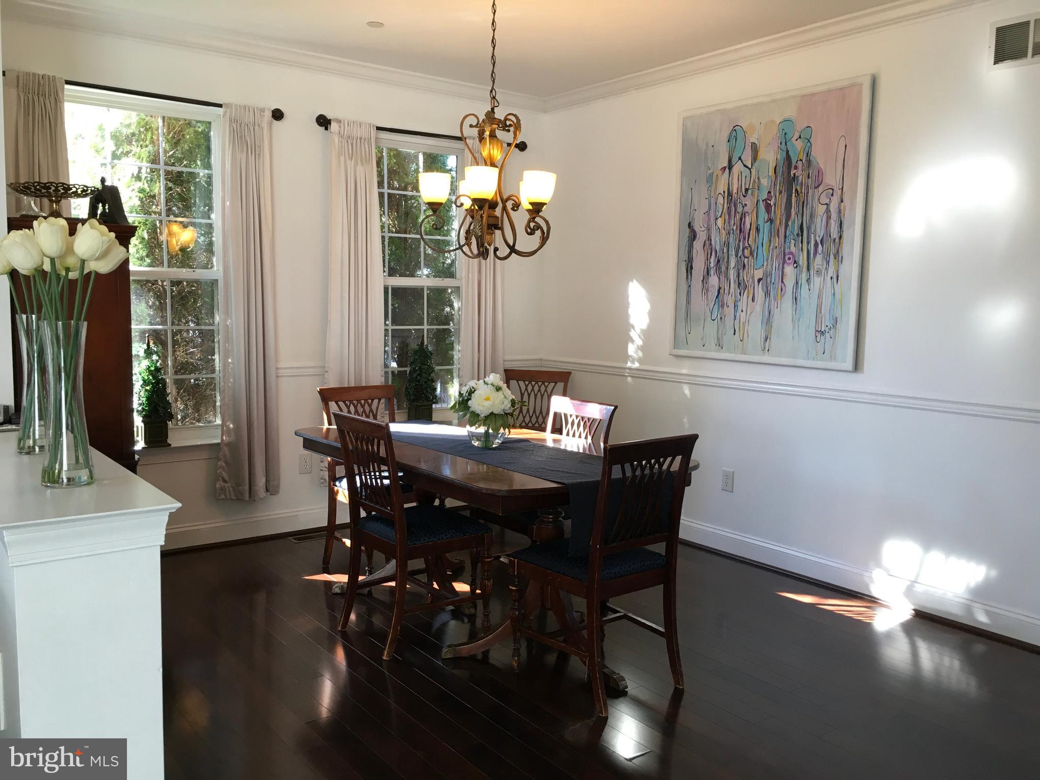 761 Kelli Lane Springfield, PA 19064 - Photo 11 of 54 Dining Room