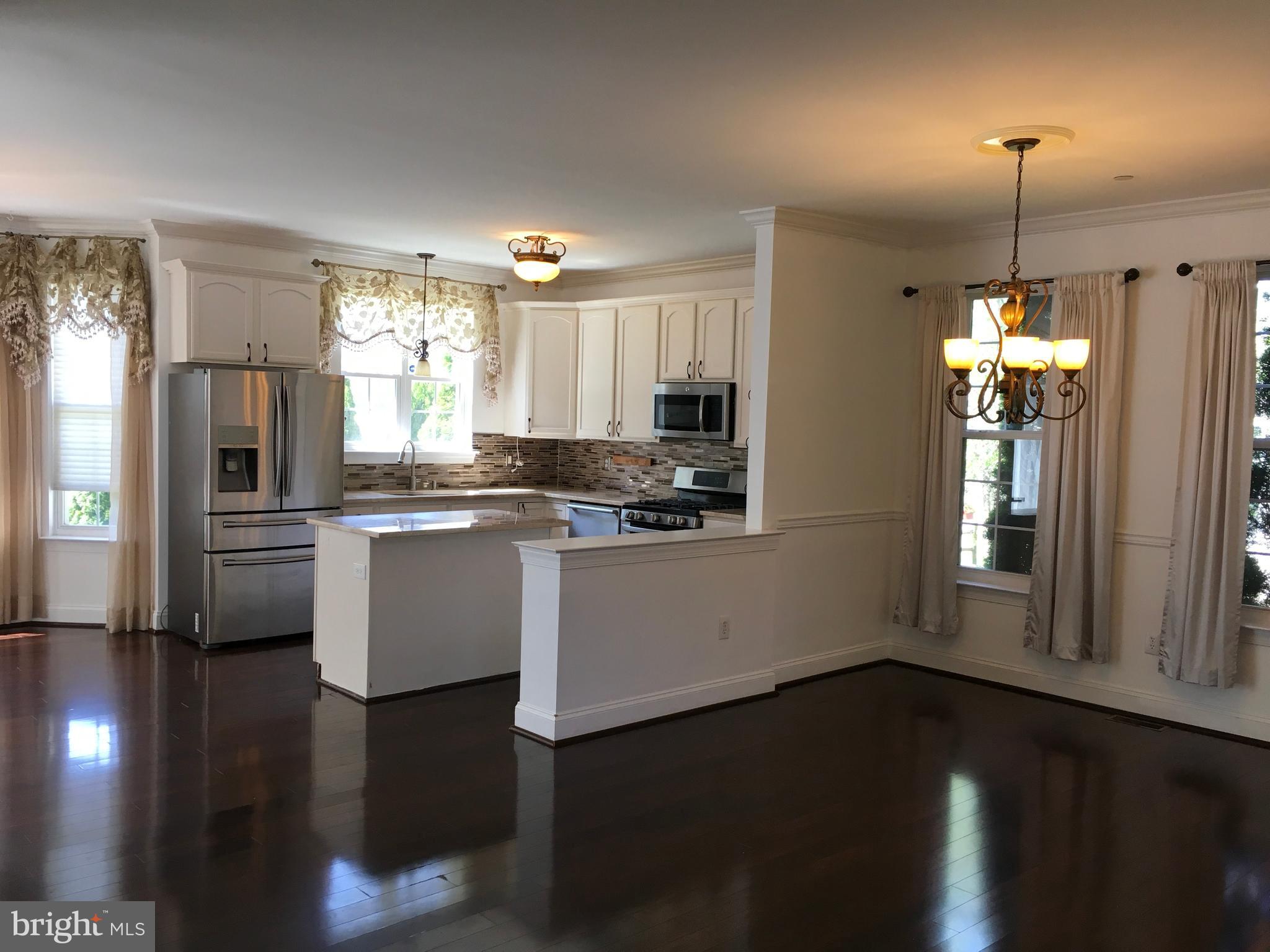 761 Kelli Lane Springfield, PA 19064 - Photo 9 of 54 Kitchen and Dining Room