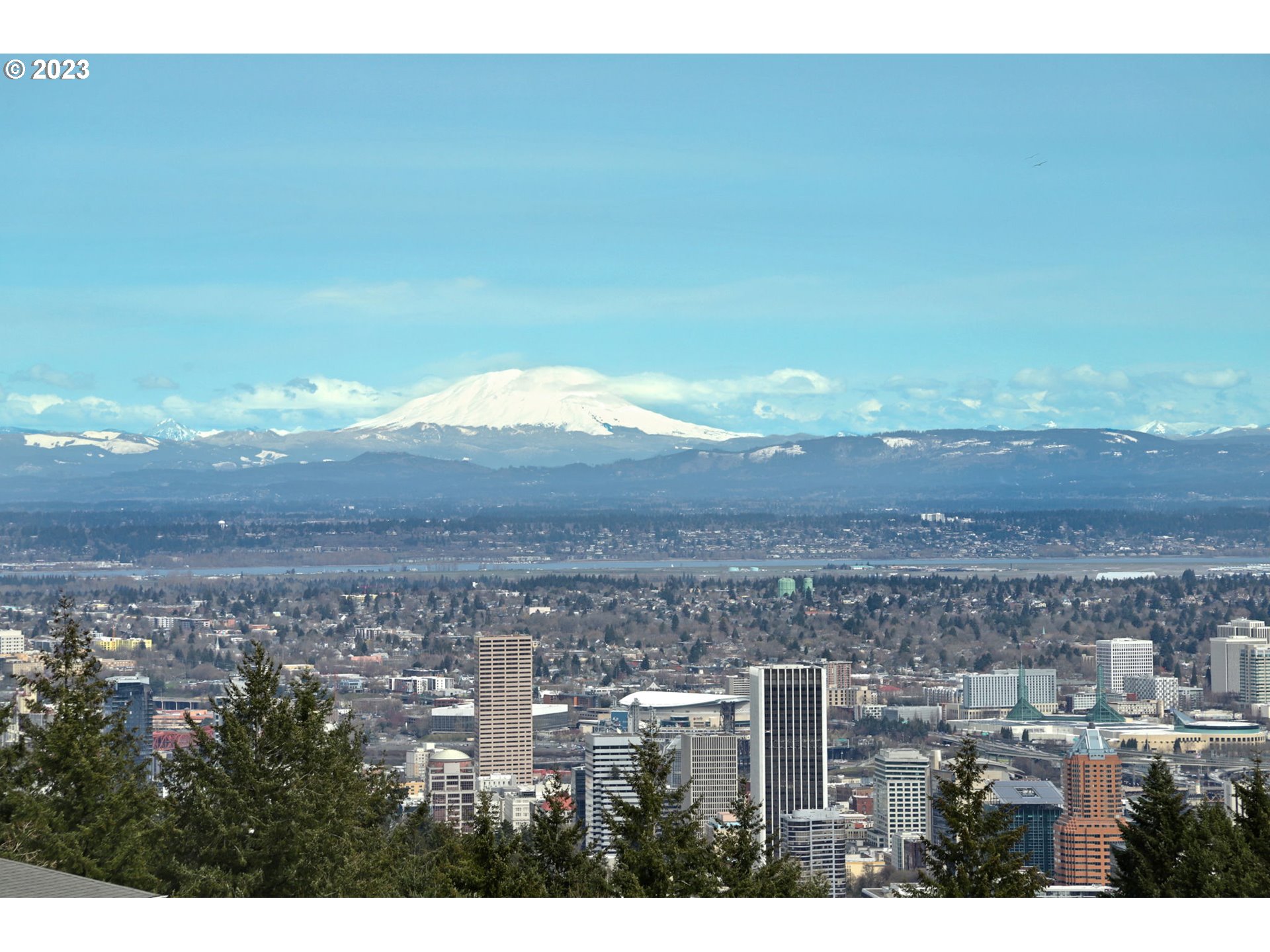 4409 Southwest Carl Place Portland, OR 97239 - Photo 5 of 32 a view of city view and ocean view
