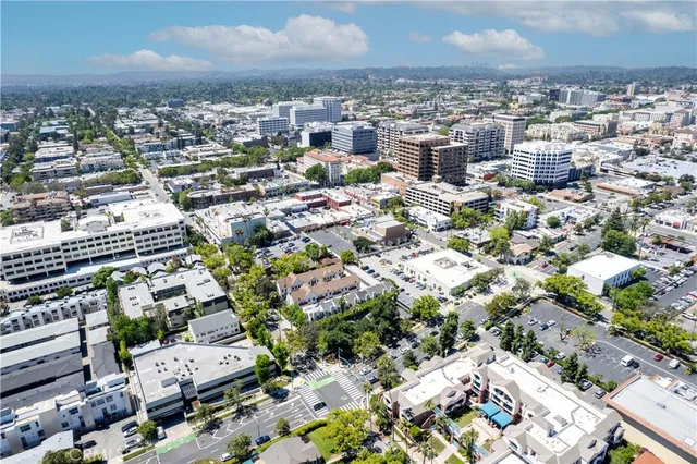 $3,500,000 | 103 North Catalina Avenue, Pasadena, CA 91106